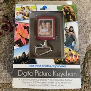 NIB * 48 photo DIGITAL PICTURE KEYCHAIN * USB cable * rechargeable battery